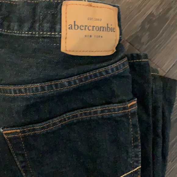 Abercrombie Kids Size 16 slim fit navy jeans - Picture 3 of 5